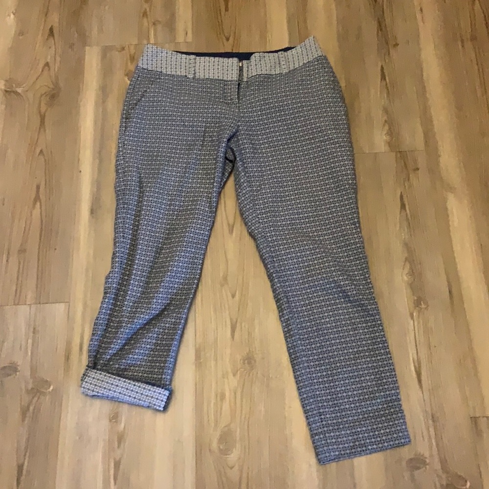 Outback Red pants/ chinos. Perfect for summer!